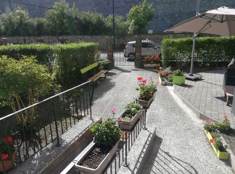 Gites La Vue Sur Meuse Dinant Exterior foto